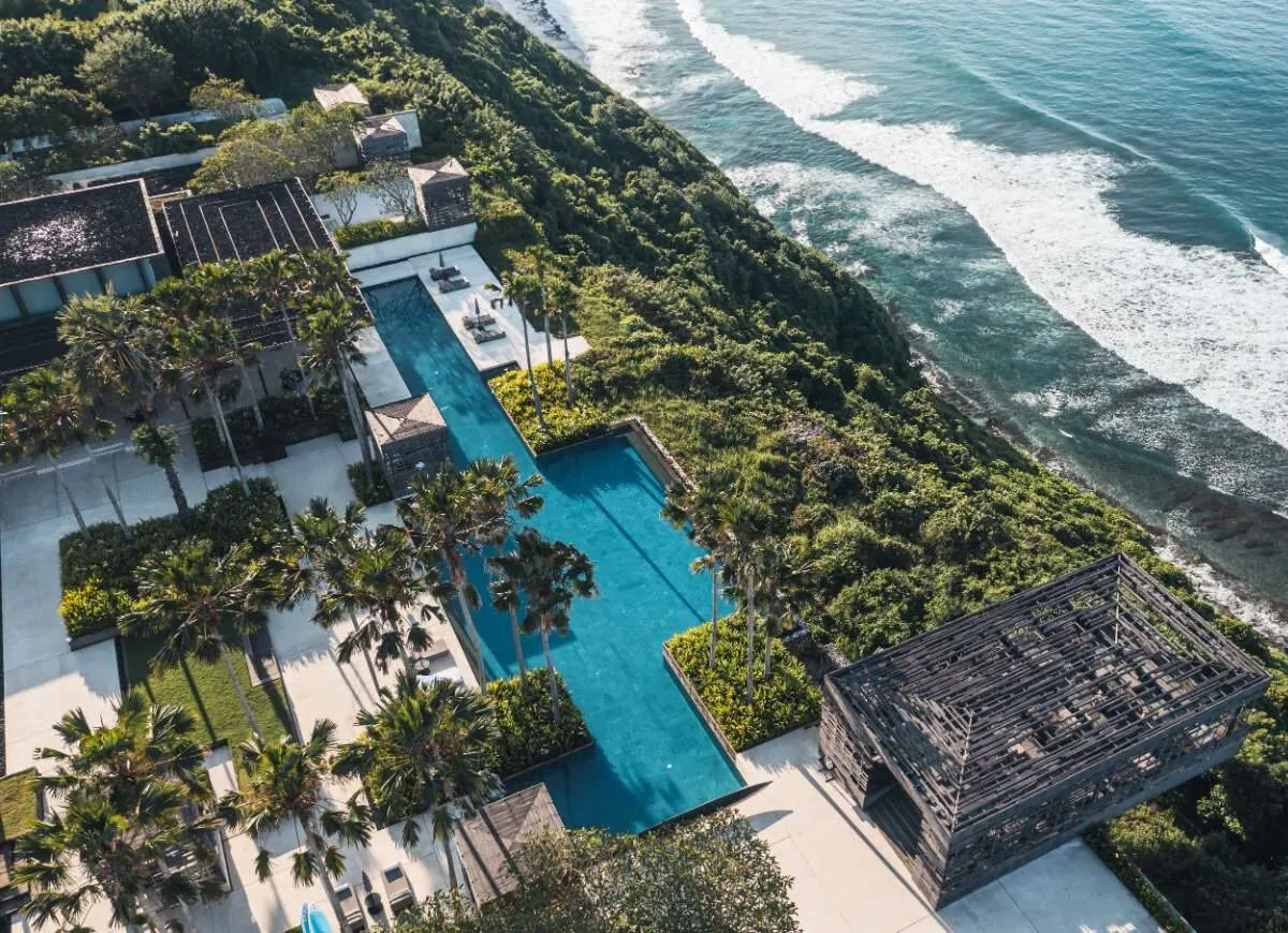 Alila Villas · Uluwatu, ARCHITECTURE AS AN EXPERIENCE.