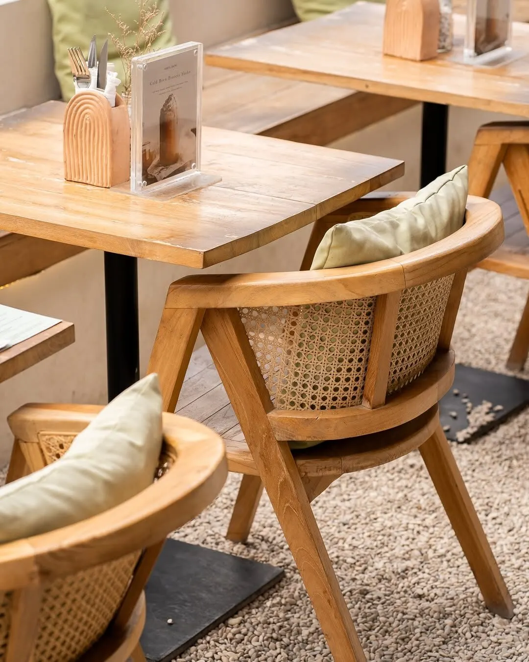HOME BY OURS, Website creation, SEO, google + Meta ads and AI automation