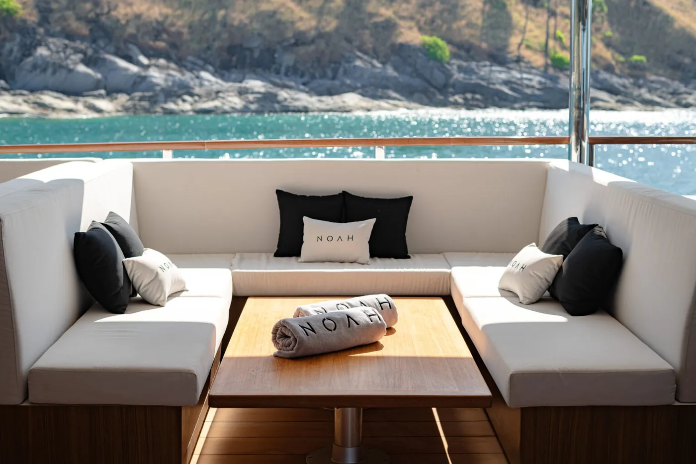 Noah Yacht Club, BUILD THE IDENTITY 2