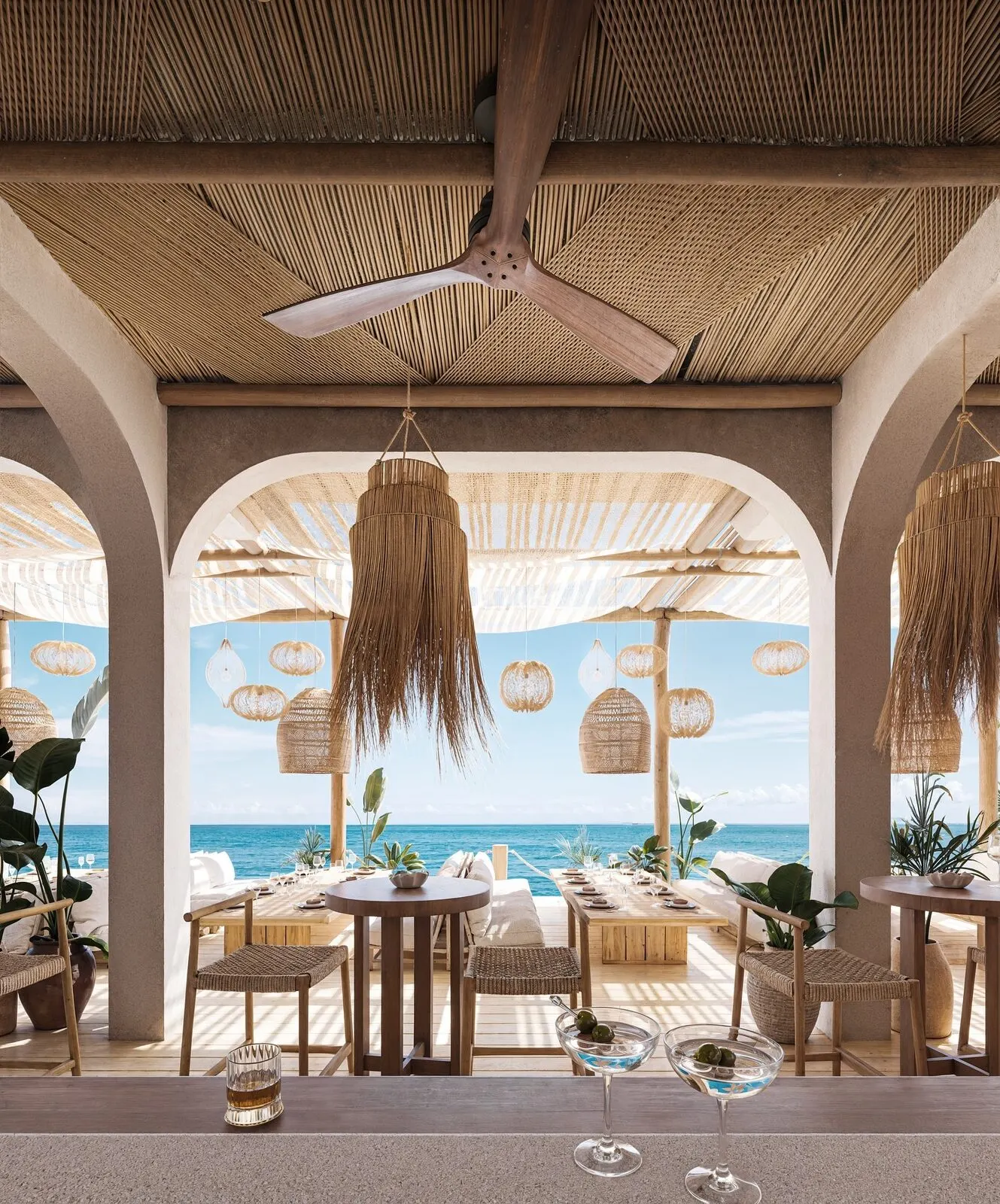 THE BEACH BY OURS, Website creation, SEO, Google + Meta ads